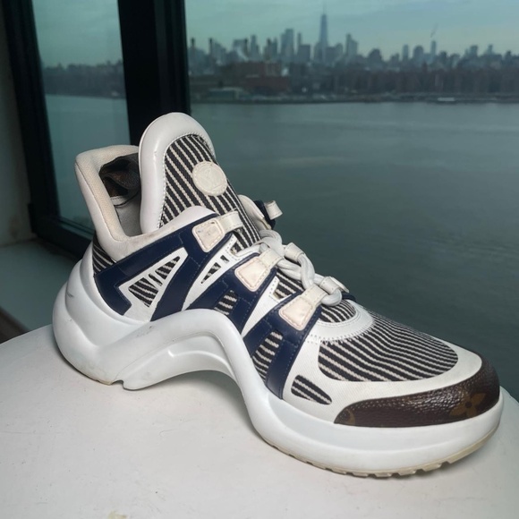Louis Vuitton LV Archlight Sneaker - Picture 1 of 7